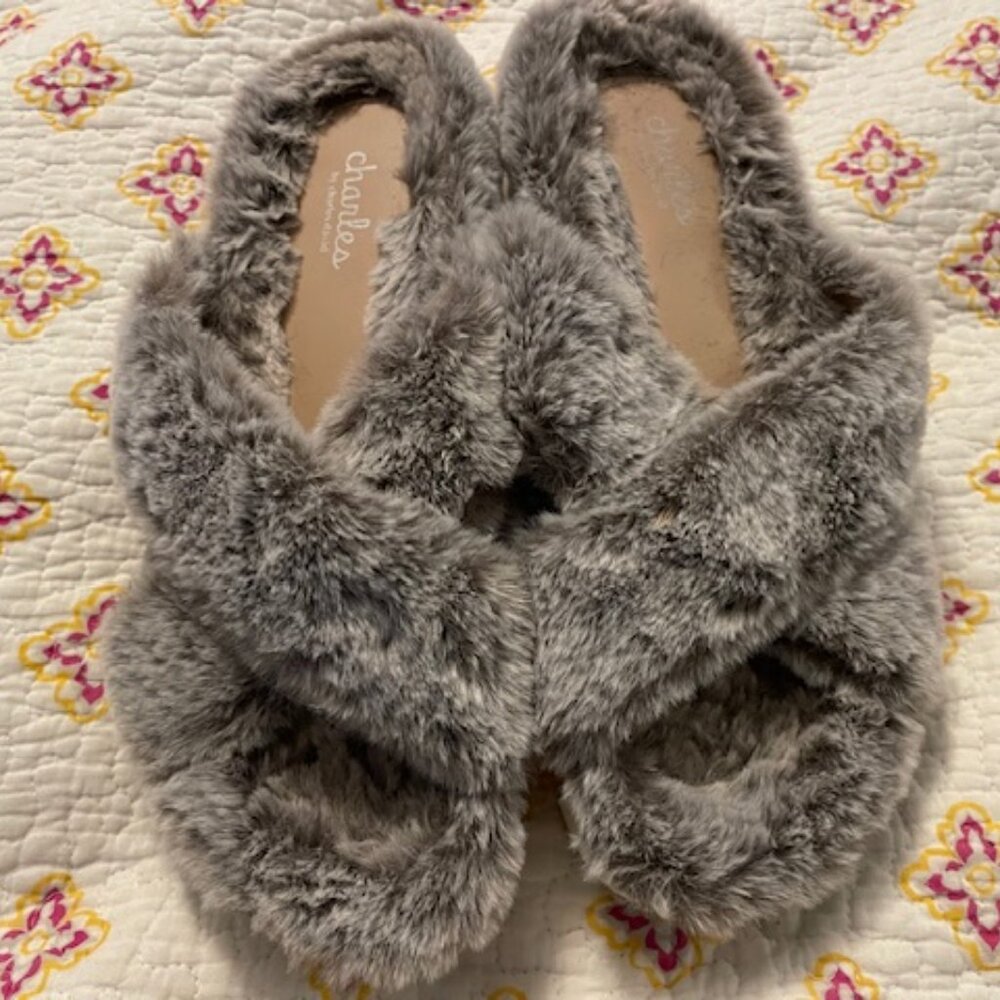 New Faux Fur Charles David Size 8.5 Sandals
